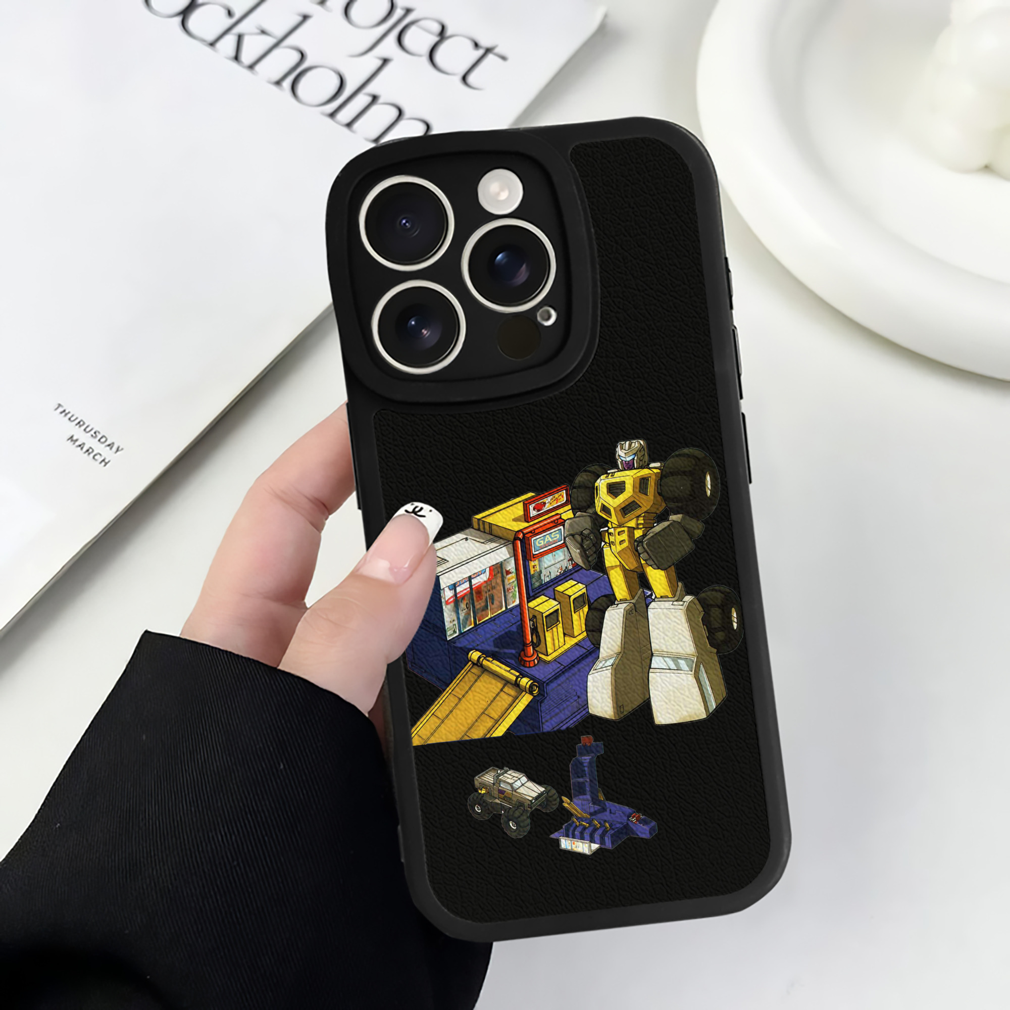 （画像用）  【iPhone 16シリーズ対応】シリコンスマホケース（レザー調） 材質：シリコン